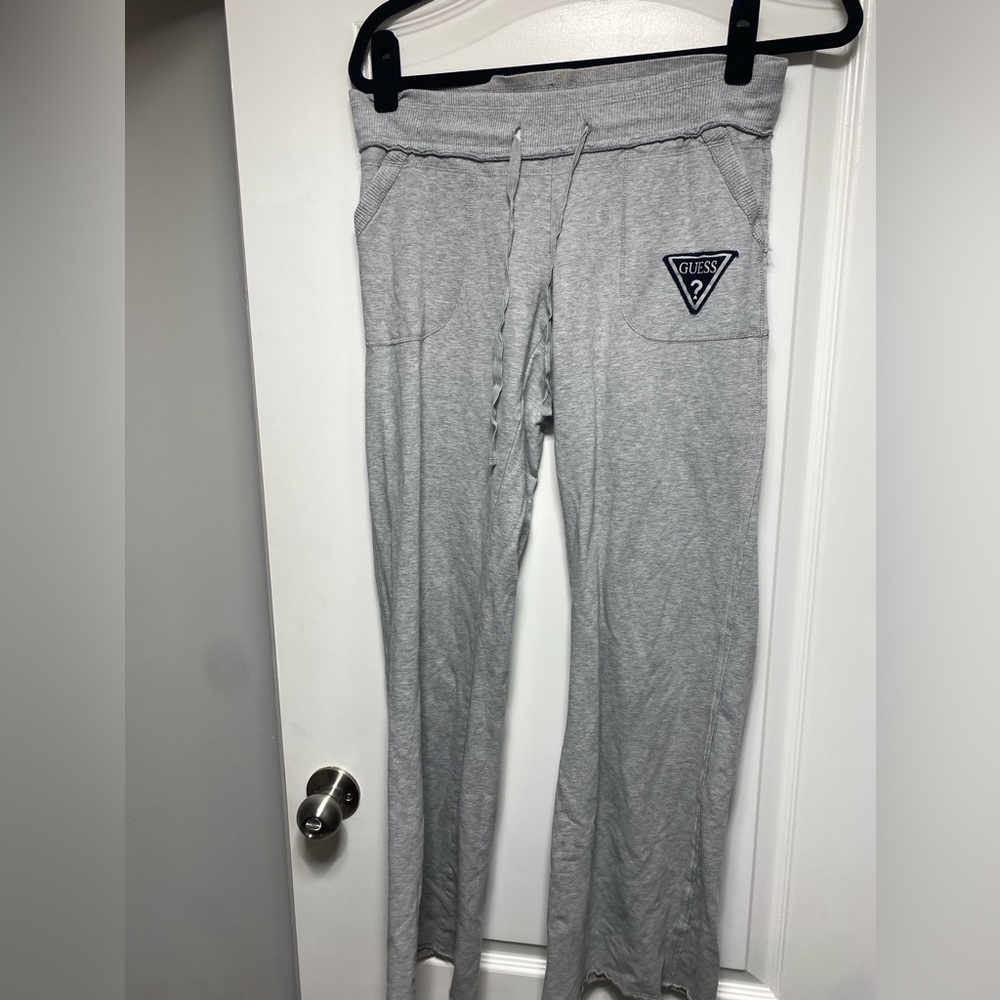 Guess wide bottom large pants